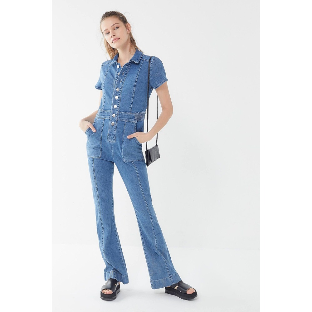 BDG Womens Size 10 Denim Jumpsuit Short Sleeve Flare Leg Retro 70s Medium Wash